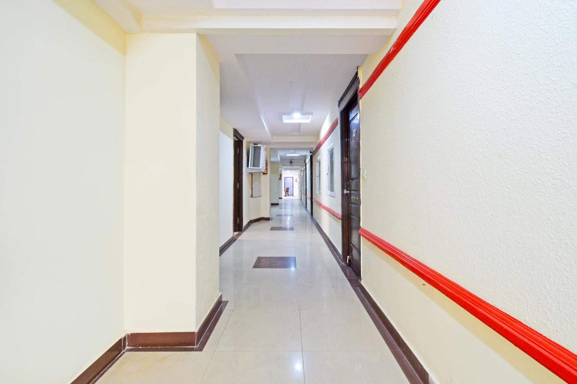 Super Townhouse Ameerpet Balkampet Road Хидерабад Екстериор снимка