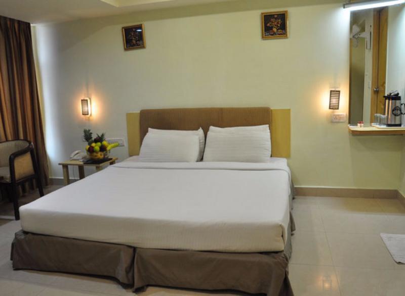 Super Townhouse Ameerpet Balkampet Road Хидерабад Екстериор снимка